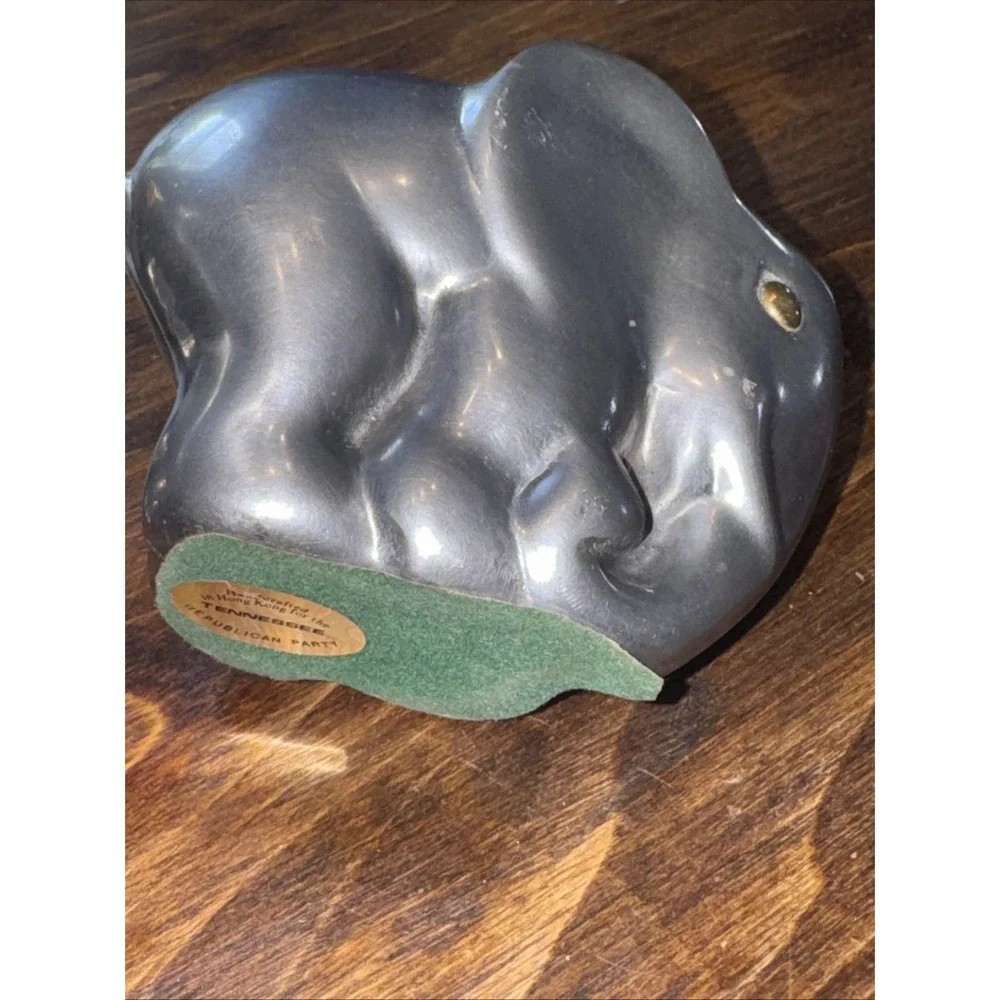 Republican National Convention Tennessee Pair Elephant Metal Made In Hong Kong